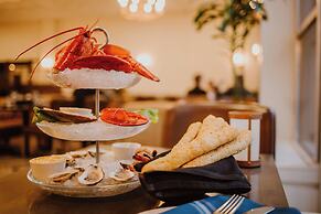 Crowne Plaza Fredericton-Lord Beaverbrook by IHG