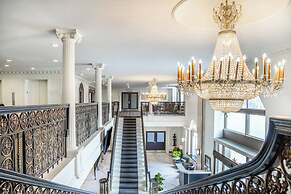 Crowne Plaza Fredericton-Lord Beaverbrook by IHG