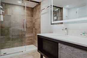 Crowne Plaza Fredericton-Lord Beaverbrook by IHG