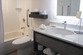 Crowne Plaza Fredericton-Lord Beaverbrook by IHG