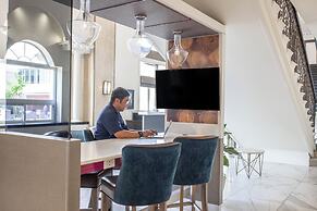 Crowne Plaza Fredericton-Lord Beaverbrook by IHG