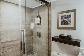 Crowne Plaza Fredericton-Lord Beaverbrook by IHG