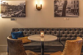 Crowne Plaza Fredericton-Lord Beaverbrook by IHG