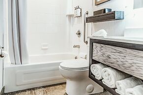 Crowne Plaza Fredericton-Lord Beaverbrook by IHG