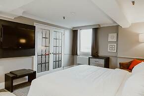 Crowne Plaza Fredericton-Lord Beaverbrook by IHG