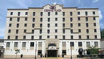 Crowne Plaza Fredericton-Lord Beaverbrook, an IHG Hotel
