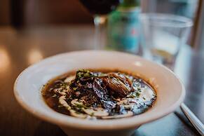 Crowne Plaza Fredericton-Lord Beaverbrook by IHG