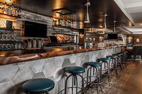 Crowne Plaza Fredericton-Lord Beaverbrook by IHG