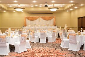 DoubleTree by Hilton Hotel Grand Rapids Airport