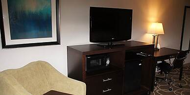 Elimwood Hotel, A Ramada by Wyndham