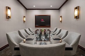 Marriott Riverside at the Convention Center