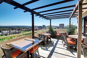 Marriott Riverside at the Convention Center