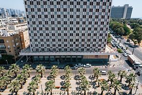 Grand Beach Hotel