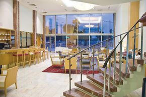 Grand Beach Hotel