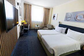 Grand Beach Hotel