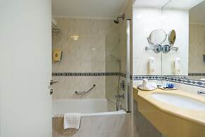 Grand Beach Hotel