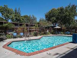 Creekside Inn