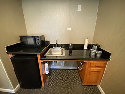 Creekside Inn