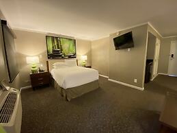 Creekside Inn