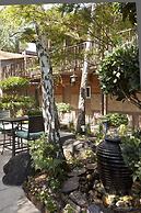 Creekside Inn