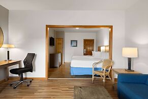 Days Inn by Wyndham Kill Devil Hills Oceanfront - Wilbur