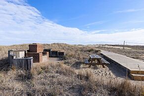 Days Inn by Wyndham Kill Devil Hills Oceanfront - Wilbur