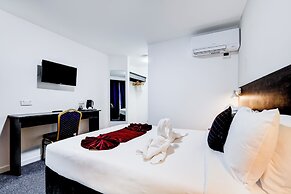OYO The Chiltern Hotel