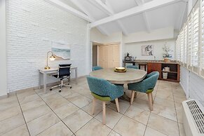 Best Western Plus Yacht Harbor Inn