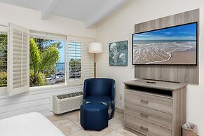 Best Western Plus Yacht Harbor Inn