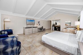 Best Western Plus Yacht Harbor Inn