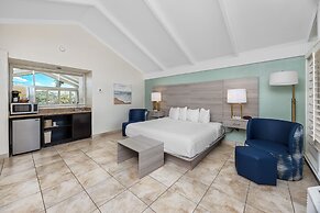 Best Western Plus Yacht Harbor Inn