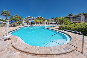 Best Western Plus Yacht Harbor Inn