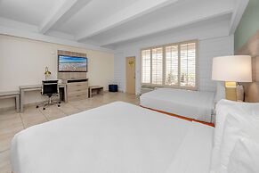Best Western Plus Yacht Harbor Inn