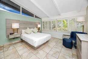 Best Western Plus Yacht Harbor Inn