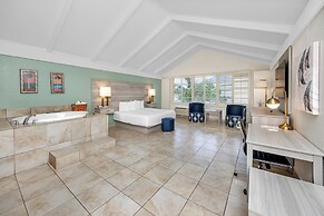 Best Western Plus Yacht Harbor Inn