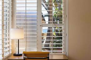 Days Inn by Wyndham Maui Oceanfront