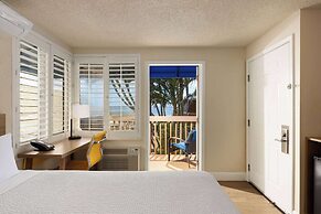 Days Inn by Wyndham Maui Oceanfront