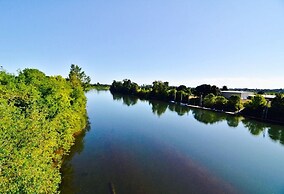 Rodeway Inn Willamette River