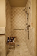 The Shelborne By Proper