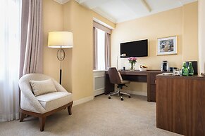 Warwick Allerton - Chicago