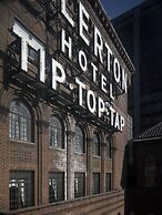 Warwick Allerton - Chicago