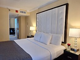 Warwick Allerton - Chicago