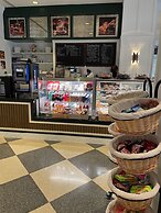 Warwick Allerton - Chicago