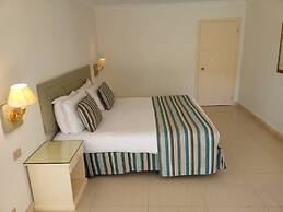 Cairo Pyramids Hotel