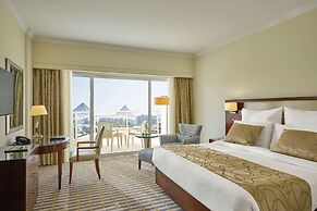 Cairo Pyramids Hotel