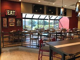 Holiday Inn & Suites Chicago-Carol Stream (Wheaton) by IHG