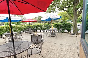 Holiday Inn & Suites Chicago-Carol Stream (Wheaton) by IHG