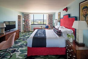 Graduate by Hilton Fayetteville AR