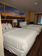 Days Inn & Suites by Wyndham Fargo 19th Ave/Airport Dome