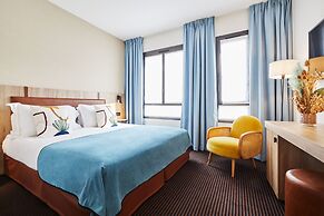 Plaza Tour Eiffel Hotel